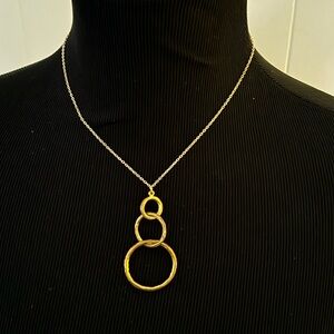 Elegant Circle Pendant Necklace
